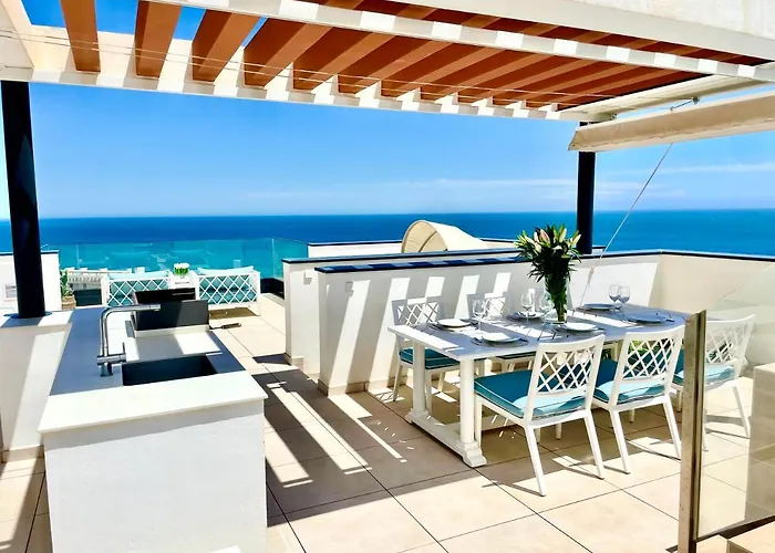 Magnificent 3 Bedroom Penthouse 公寓