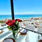 Magnificent 3 Bedroom Penthouse *